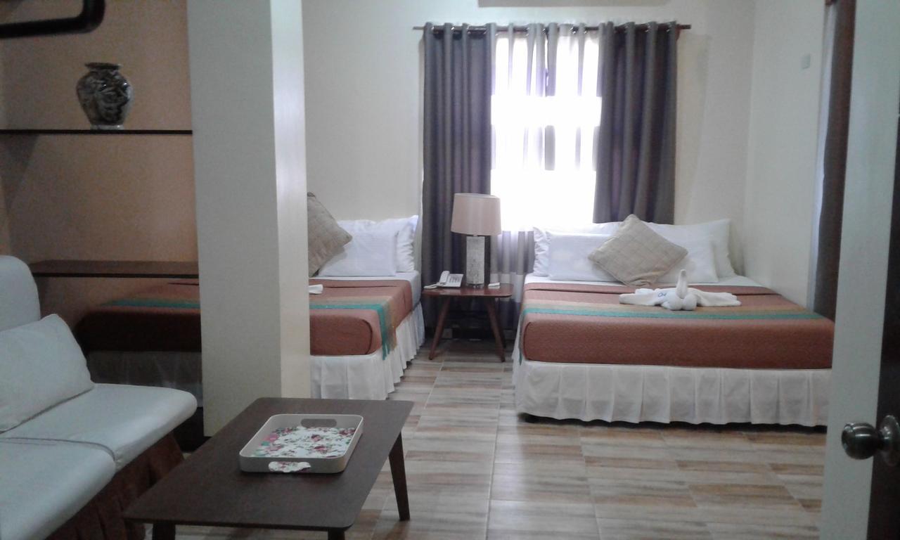 מלון Dumaguete City Charos Dormitel מראה חיצוני תמונה